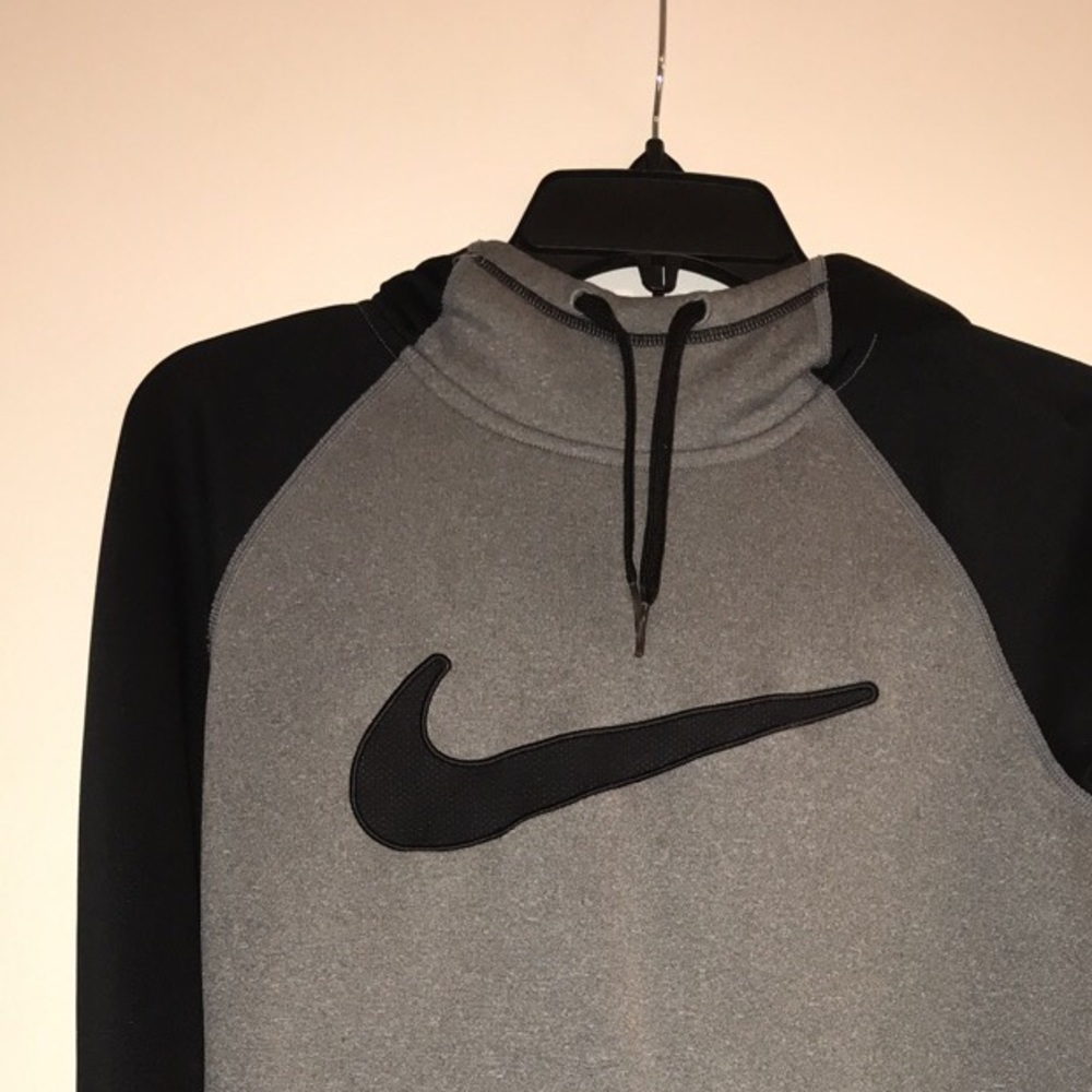 nike hoodie